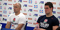 U20イングランド代表のメープルトフト監督(左)、クラーク主将
